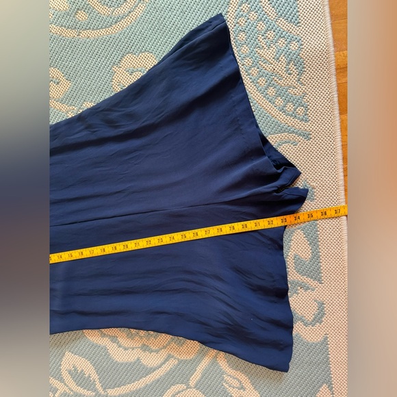 Super Cute Navy Romper - Picture 7 of 9